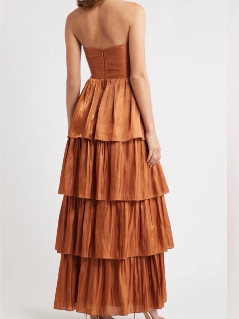NWT Lulus Bella Strapless Tiered
Gown Sz Small - Picture 2 of 12